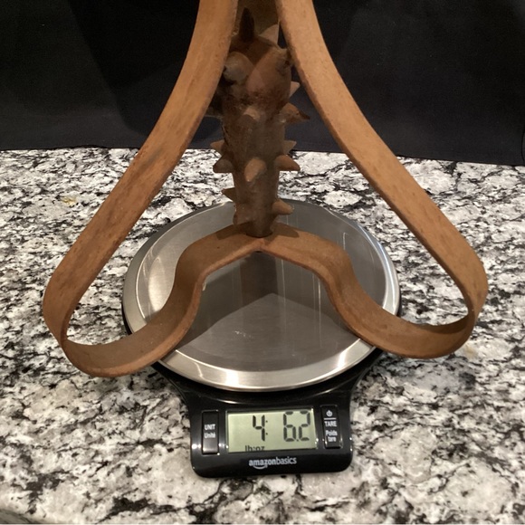 Vintage - Sword Styled Ashtray - Extremely Unique - Free Standing - Rustic Metal - Picture 11 of 11